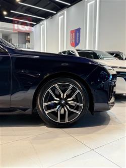 بي ام دبليو الفئة 7